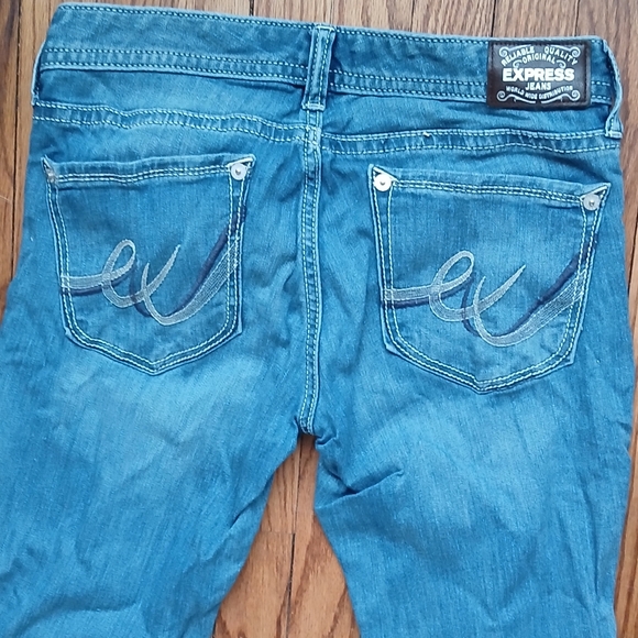 💙 Express skinny Jeans 💙 - Picture 3 of 9